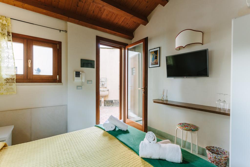 Bed and Breakfast Dimora Archimedea Syrakus Exterior foto
