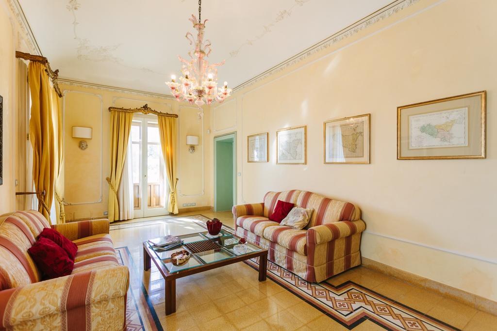 Bed and Breakfast Dimora Archimedea Syrakus Exterior foto